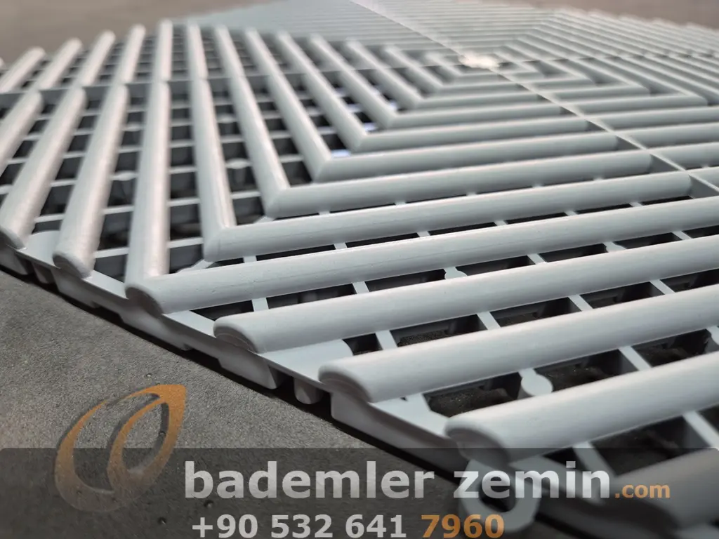 Beyaz Detailing Zemin