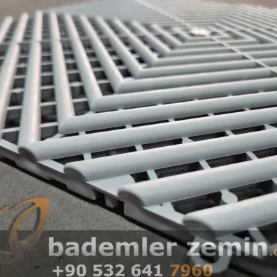 Beyaz Detailing Zemin