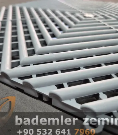 Beyaz Detailing Zemin
