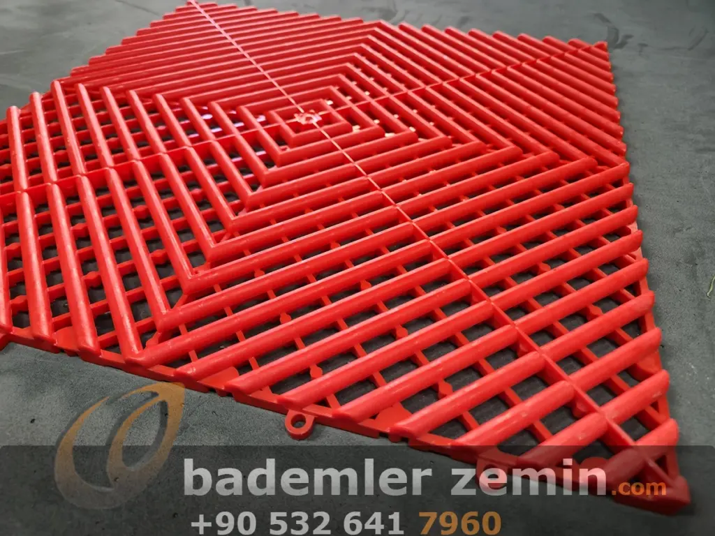 Kırmızı Oto Detailing Zemin Karo